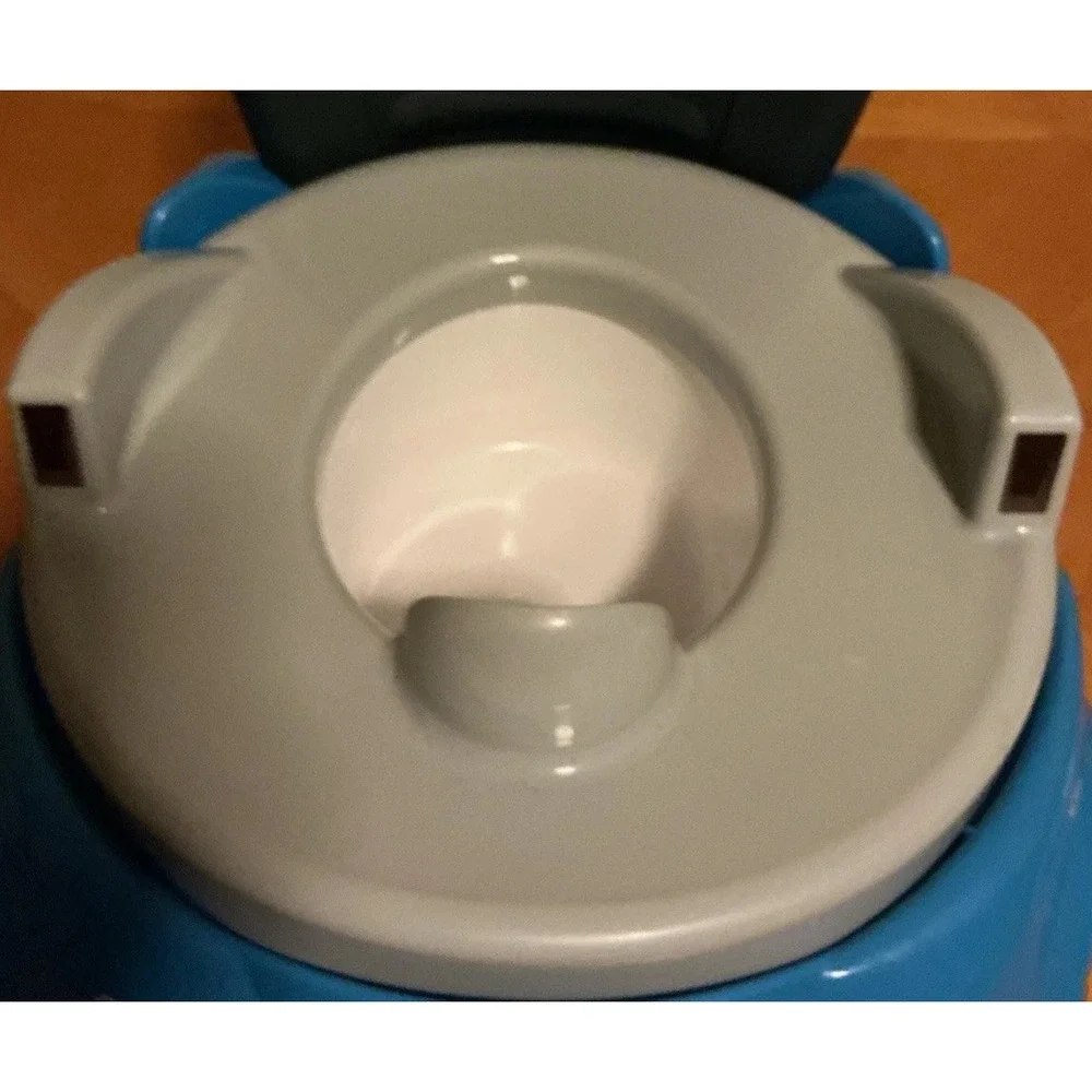 Hot Wheels Blue Race Car Potty Training Toilet Includes Detachable Toddler - Picture 9 of 14